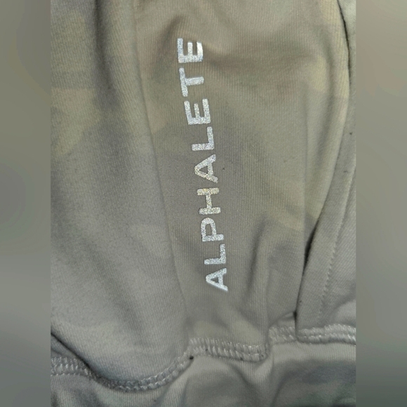 Alphalete Camo Jogger- Size Small- EUC🤍🩶 - Picture 3 of 4
